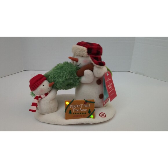 Hallmark Jingle Pals Perfect Pine Tree Farm 2014 - Picture 6 of 11